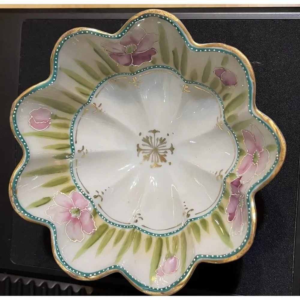 Japanese Hand painted Bone China Footed Nut Bowl Set With 6 Bowls‎